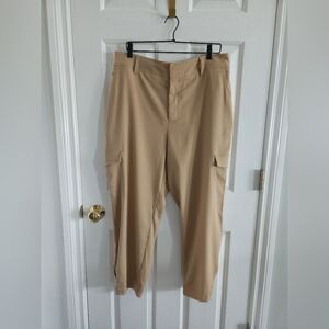 NWOT Simply Vera By Vera Wang High Rise Cargo Pants